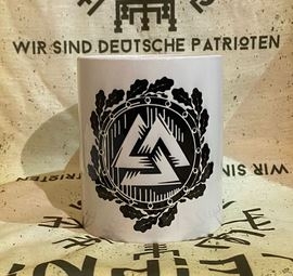 Tasse - Valknut